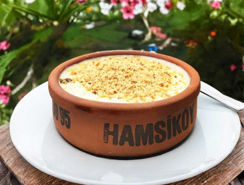 Hamsiköy Sütlaç